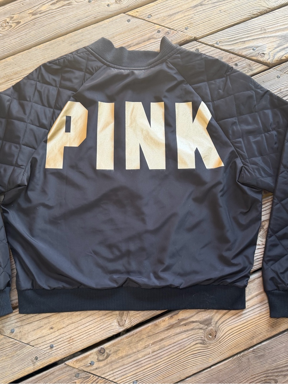 PINK Victoria’s Secret Black Quilted Bomber Jacket Gold Logo Size Large - Picture 2 of 5